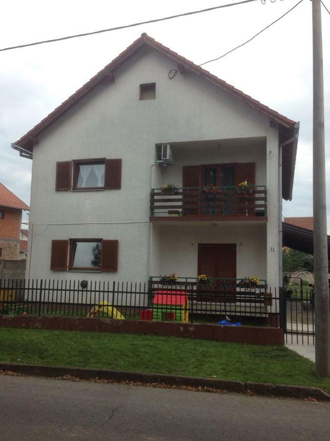 Apartmani Marin Vukovar Εξωτερικό φωτογραφία
